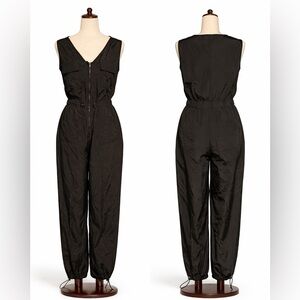 Madden NYC nylon pantsuit jumpsuit. Cinch waist- ankles, zip front- utility M
